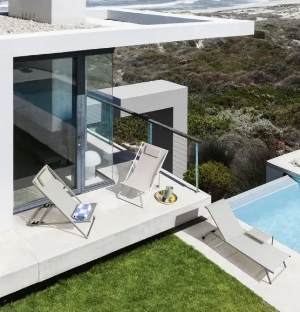 Taylor sunbed and deckchair by Bizzotto