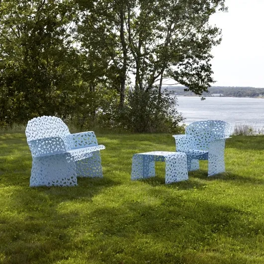 Knoll's Topiary® outdoor furniture