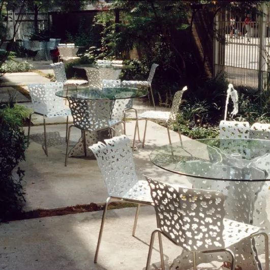 Topiary® Dining Table by Knoll