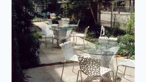 Topiary® Dining Table by Knoll