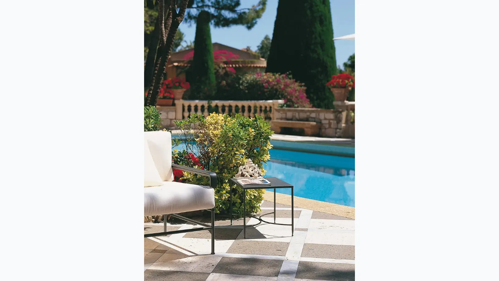 Tuscany coffee table by Unopiu