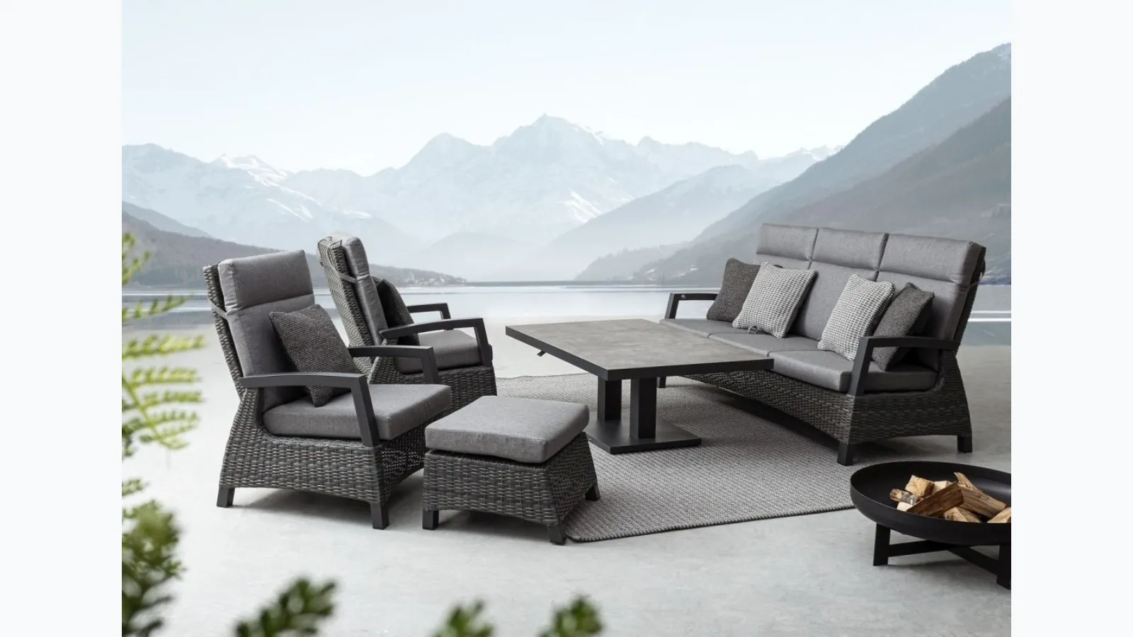 Truman Outdoor Furniture by Bizzotto.