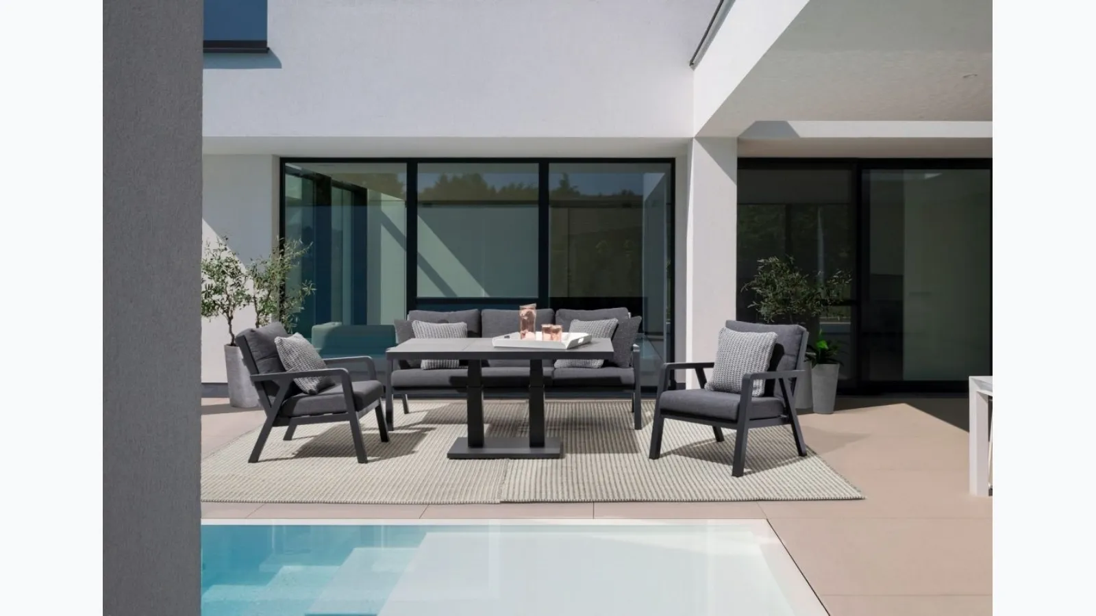 Truman Outdoor Furniture by Bizzotto