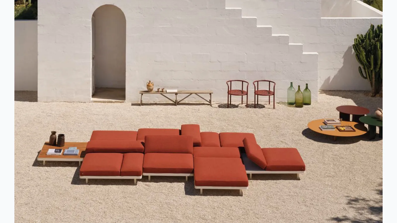 Modular sofa Unduetre by Fast