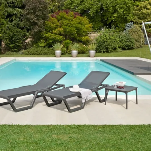 Elegant and functional sunlounger Vela by Scab Design.