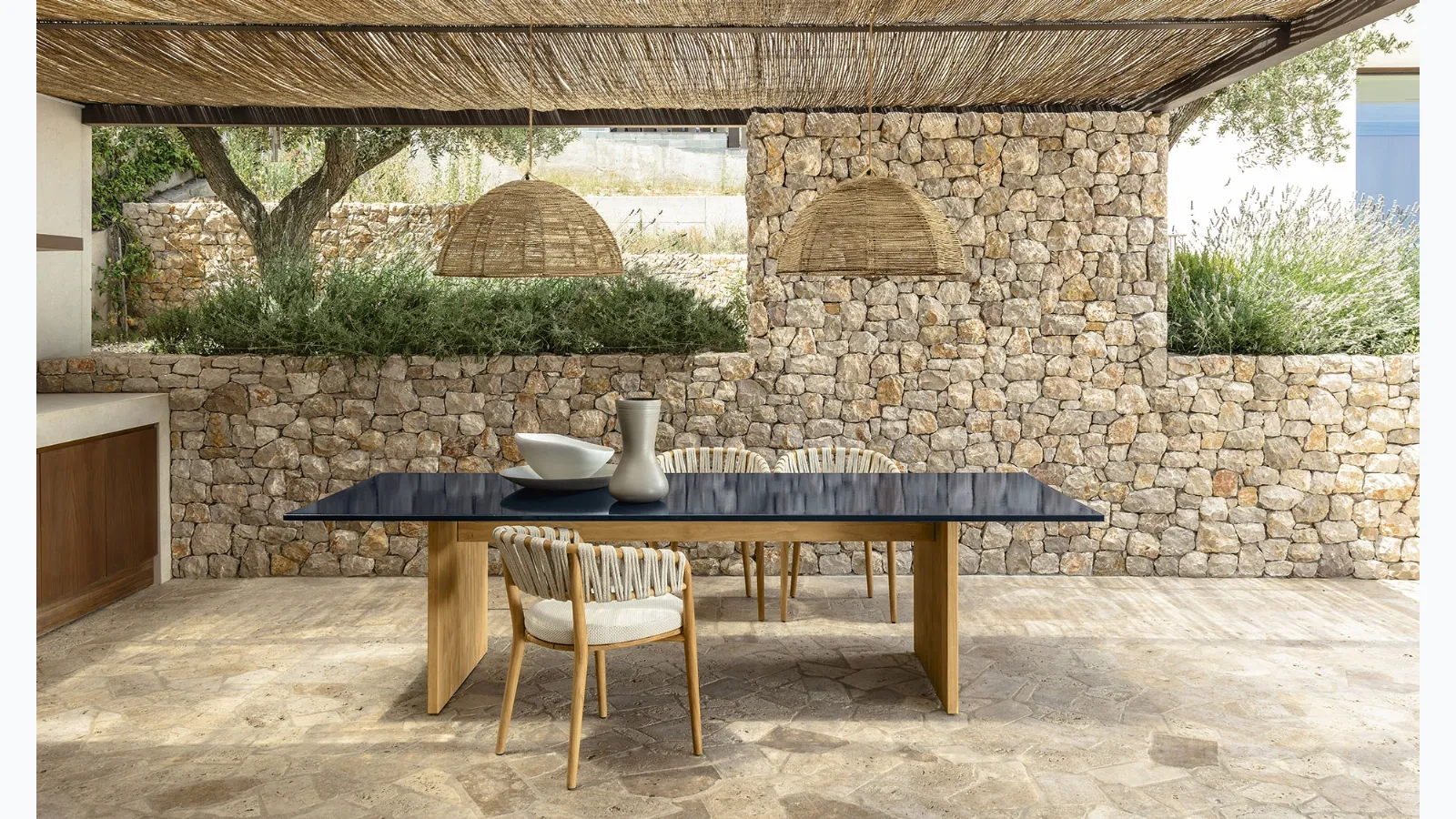 Rectangular table in glazed lava stone and wood Venice by Talenti.