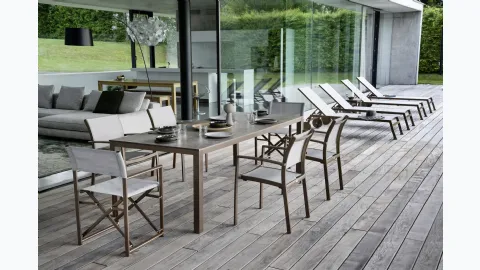 Outdoor furniture Victor in HPL, fabric, and metal by Varaschin.