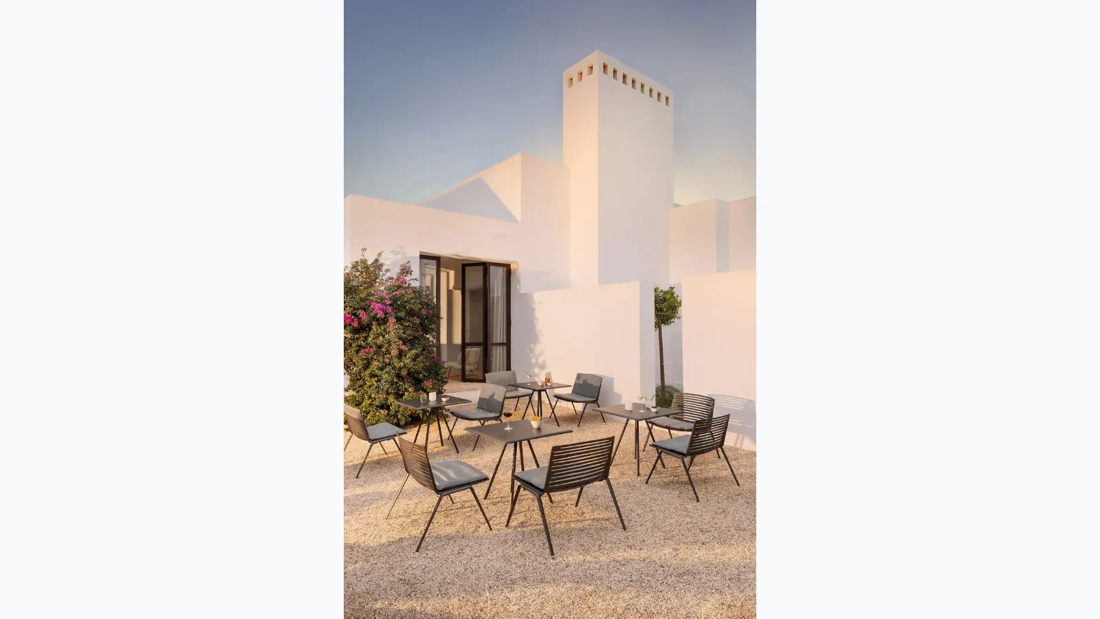 Lounge chair Zebra by Fast