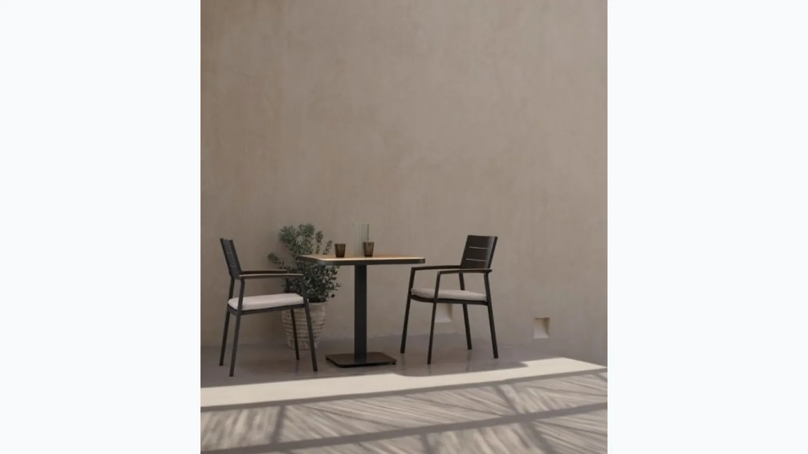 Zelmar Table and Chairs by Bizzotto