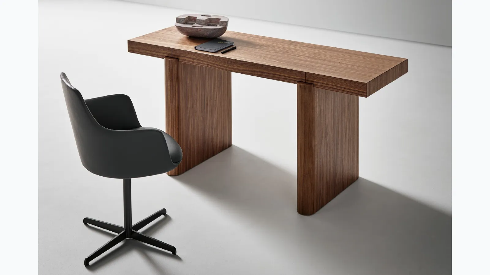 Bonaldo Blocco Desk operational desk