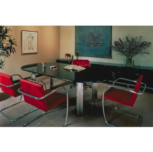 Guest seating - Brno Tubular Side Chair by Knoll