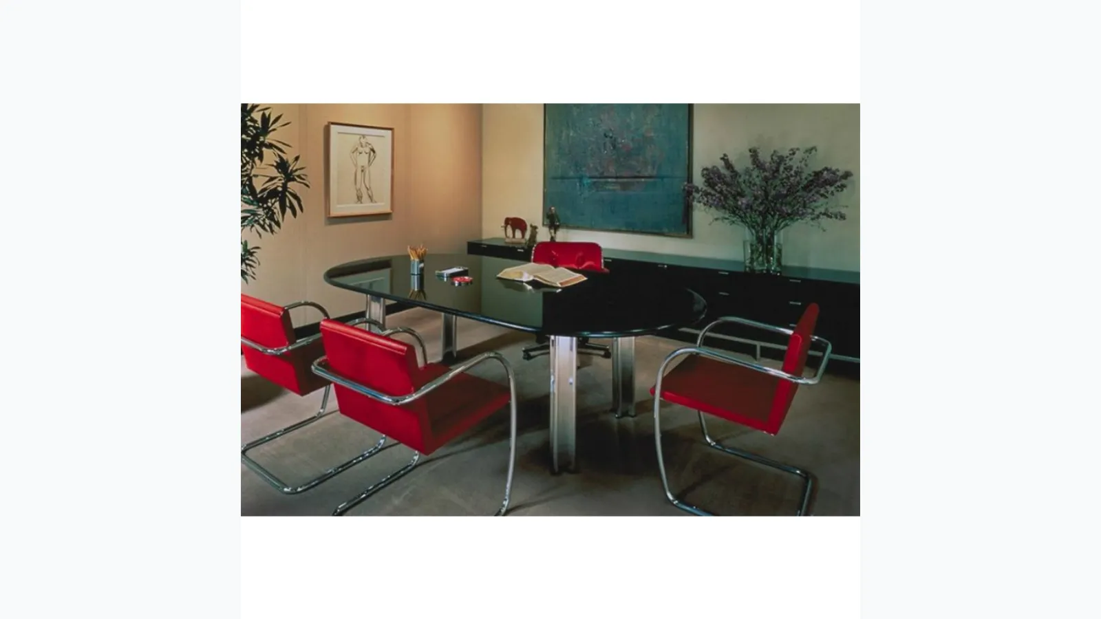 Guest seating - Brno Tubular Side Chair by Knoll