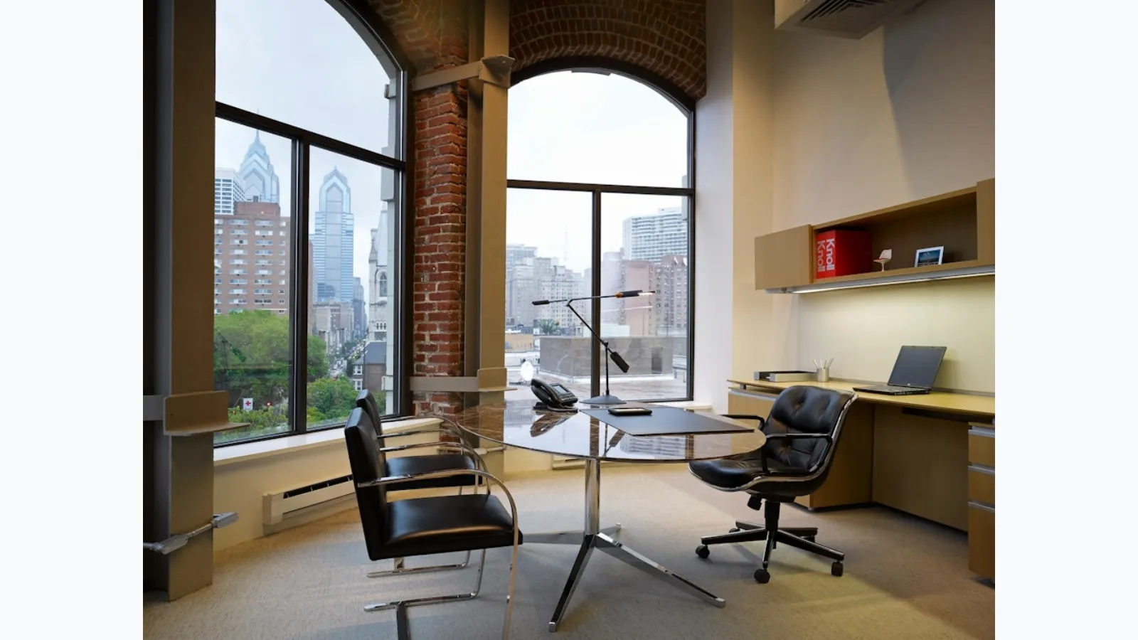 Knoll Executive Desk Florence Oval by Knoll