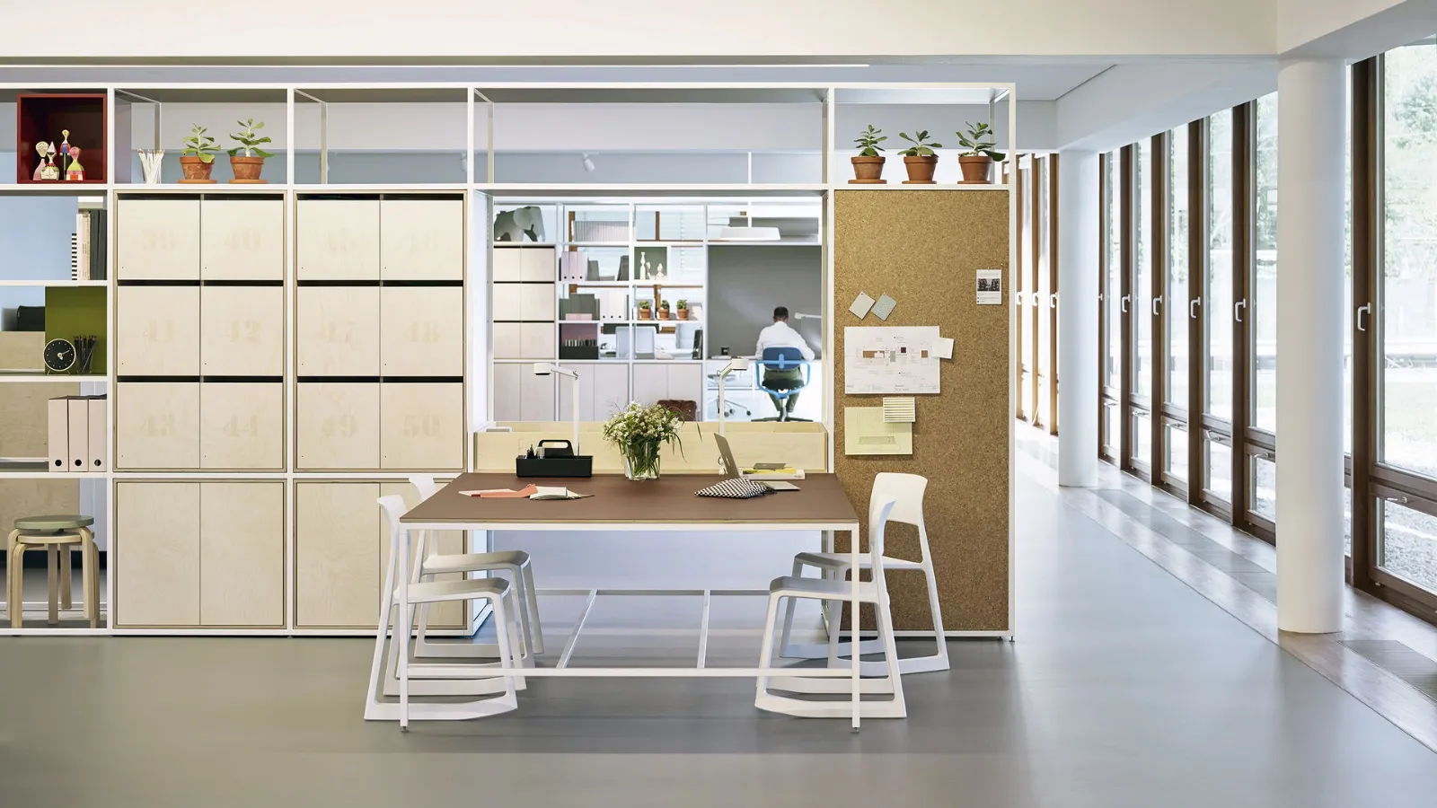 Kado Office by Vitra is a mobile office.
