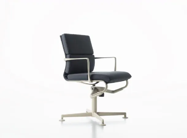 Meetingframe Soft operational chair by Alias.