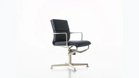Meetingframe Soft operational chair by Alias.