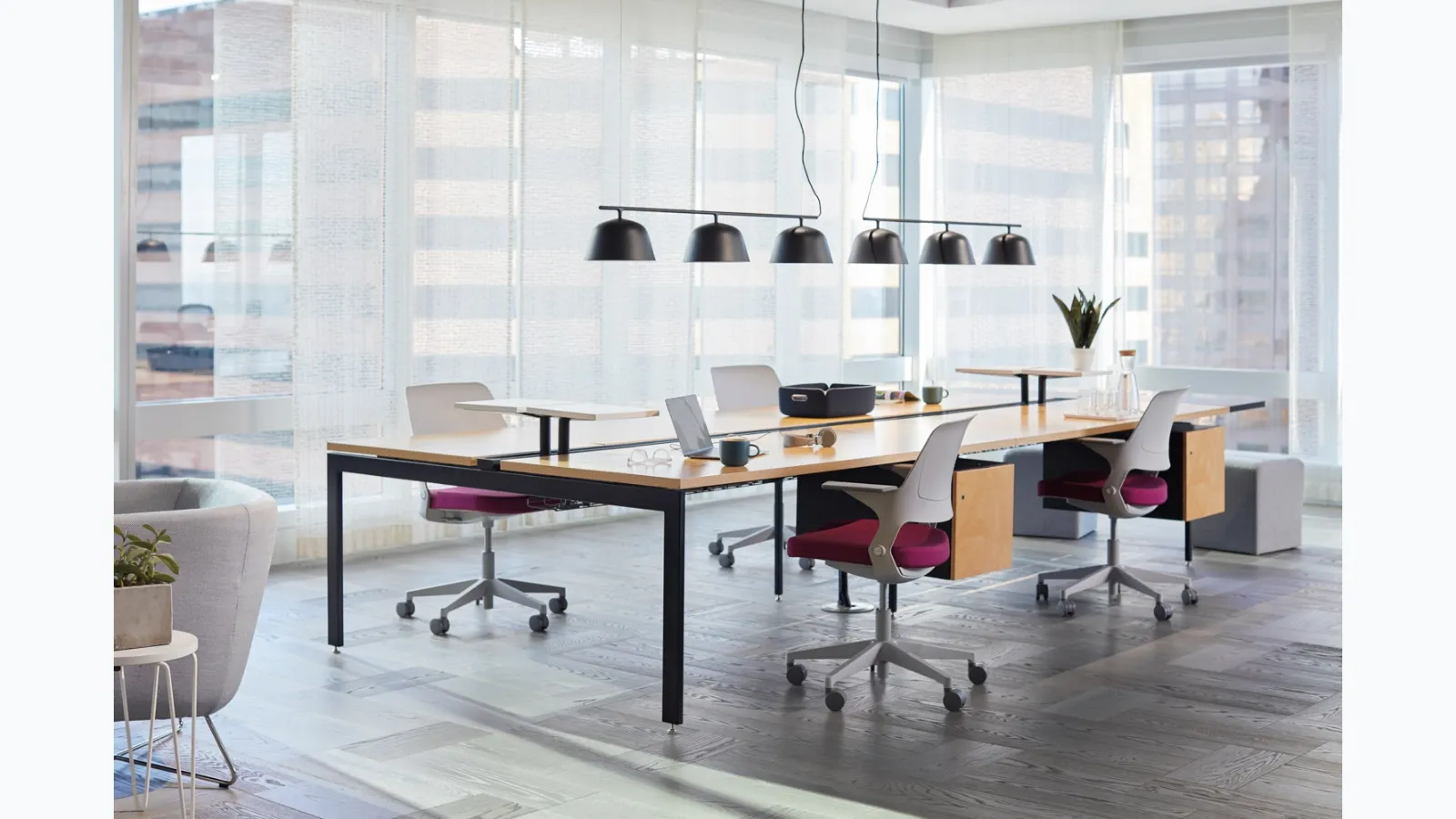 Operative chair Ollo with Shell Back by Knoll