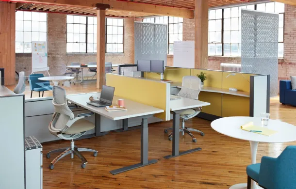 Tone Knoll's Operative Desk