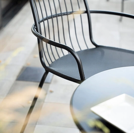 Alisea steel chair by Emu