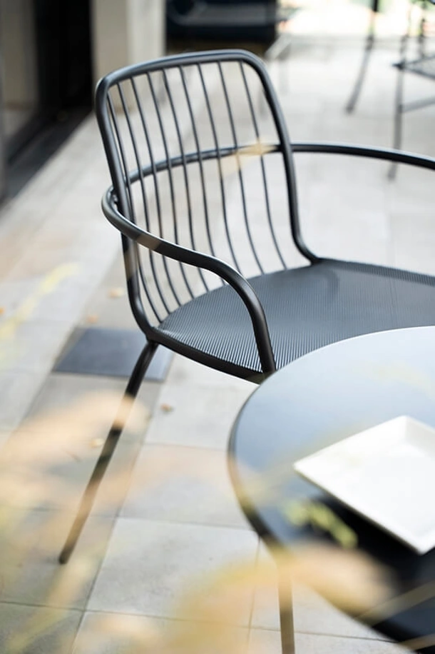 Alisea steel chair by Emu
