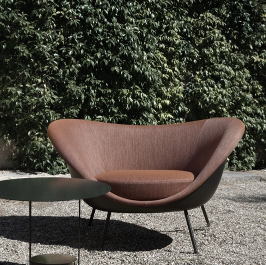 D-154-2 Armchair by Molteni & C