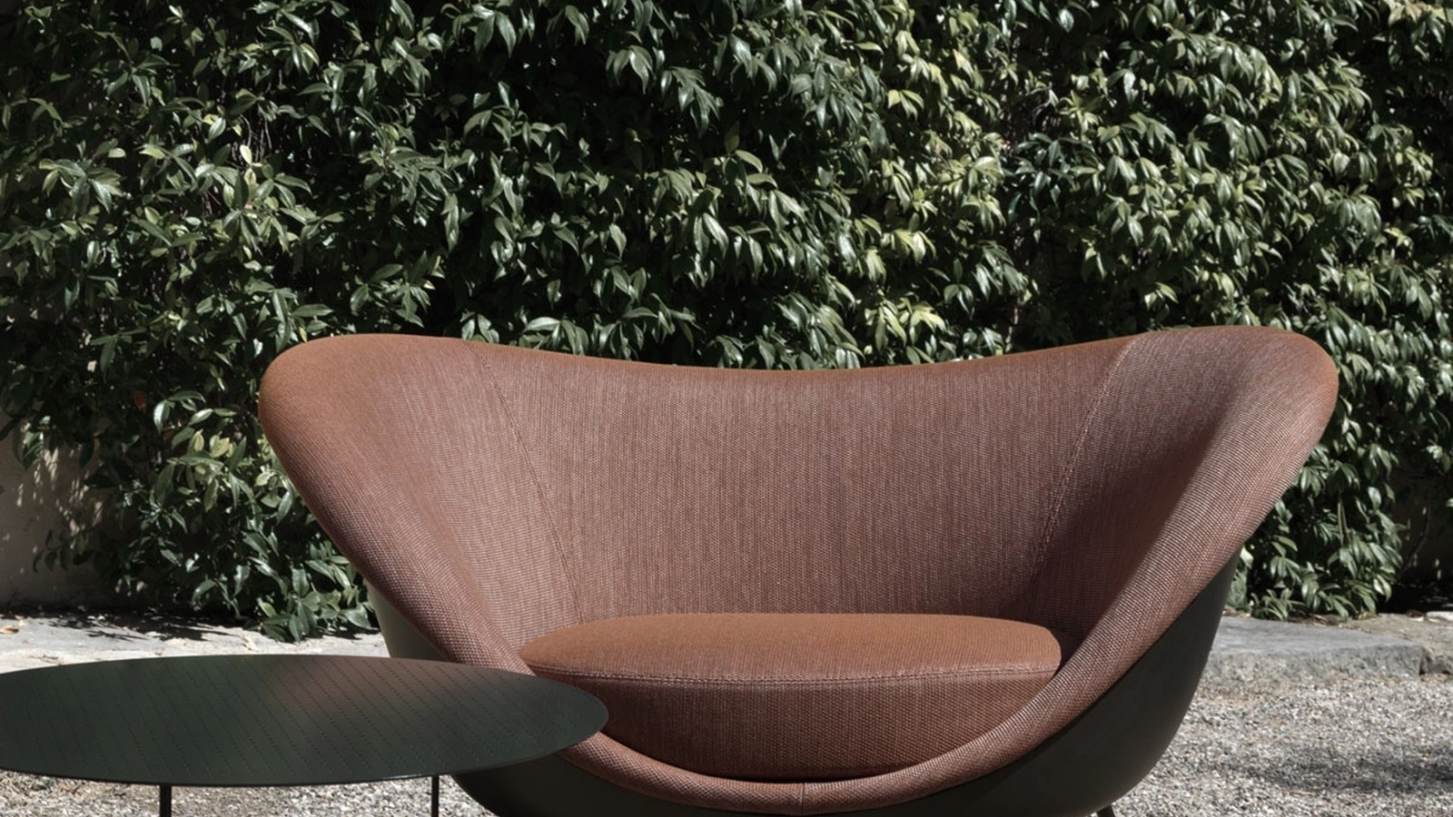 D-154-2 Armchair by Molteni & C