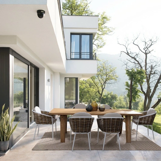 Maribela chair in aluminum and synthetic fiber by Bizzotto