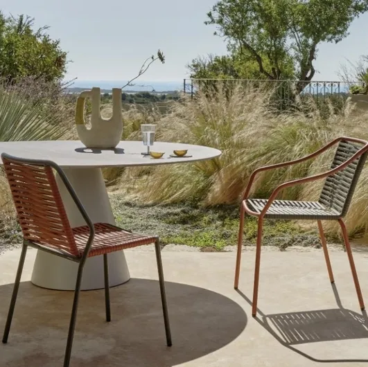 Stackable chair Philìa by Pedrali