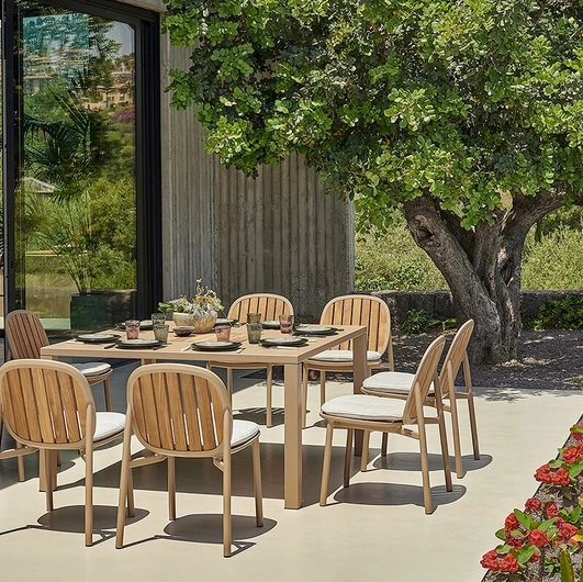 Emu Steel Frame Table
