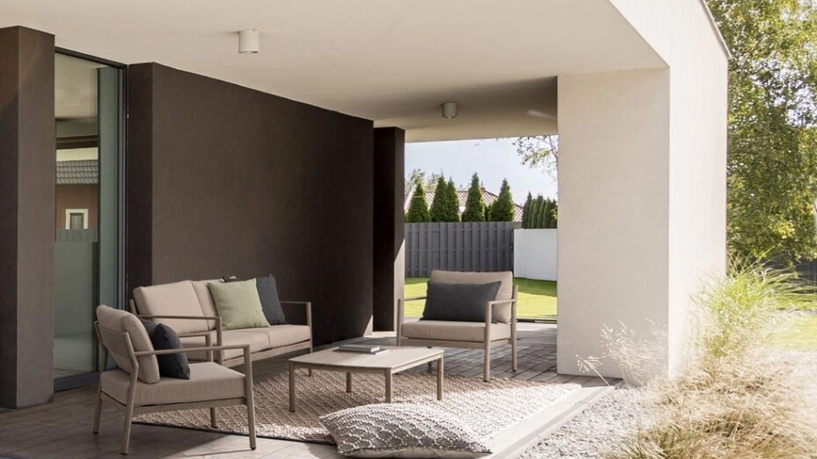 Sirius living room set in painted aluminum with wood effect by Bizzotto