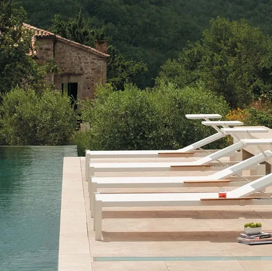 Emu Shine sunlounger