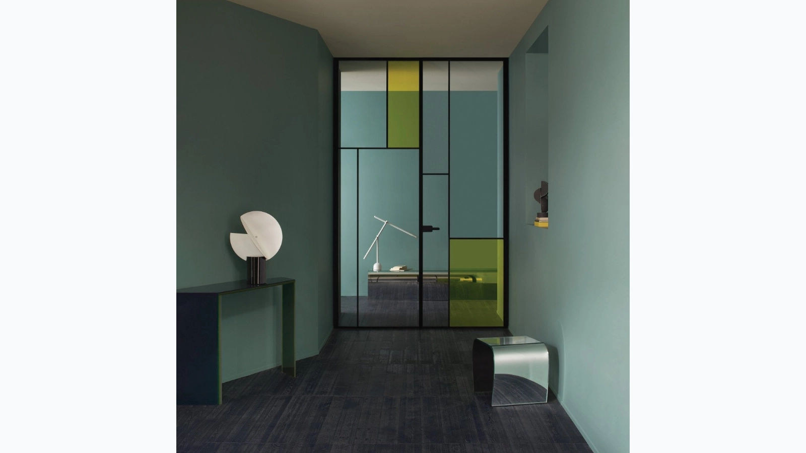 Sherazade Double Swing Plain Patchwork interior door by Glas Italia.