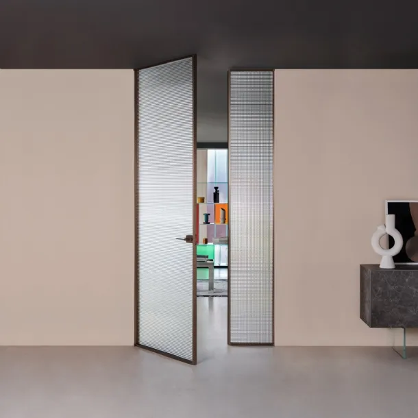 Flush-mounted Sherazade Double Swing internal door in glass with Plain aluminum frame by Glas Italia